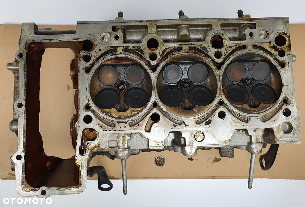 GŁOWICA SILNIKA PRAWA CCDA AUDI A6 C6 FSI 06E103404A - 11