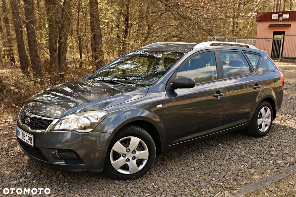 Kia Ceed 1.4 CVVT Attract - 13