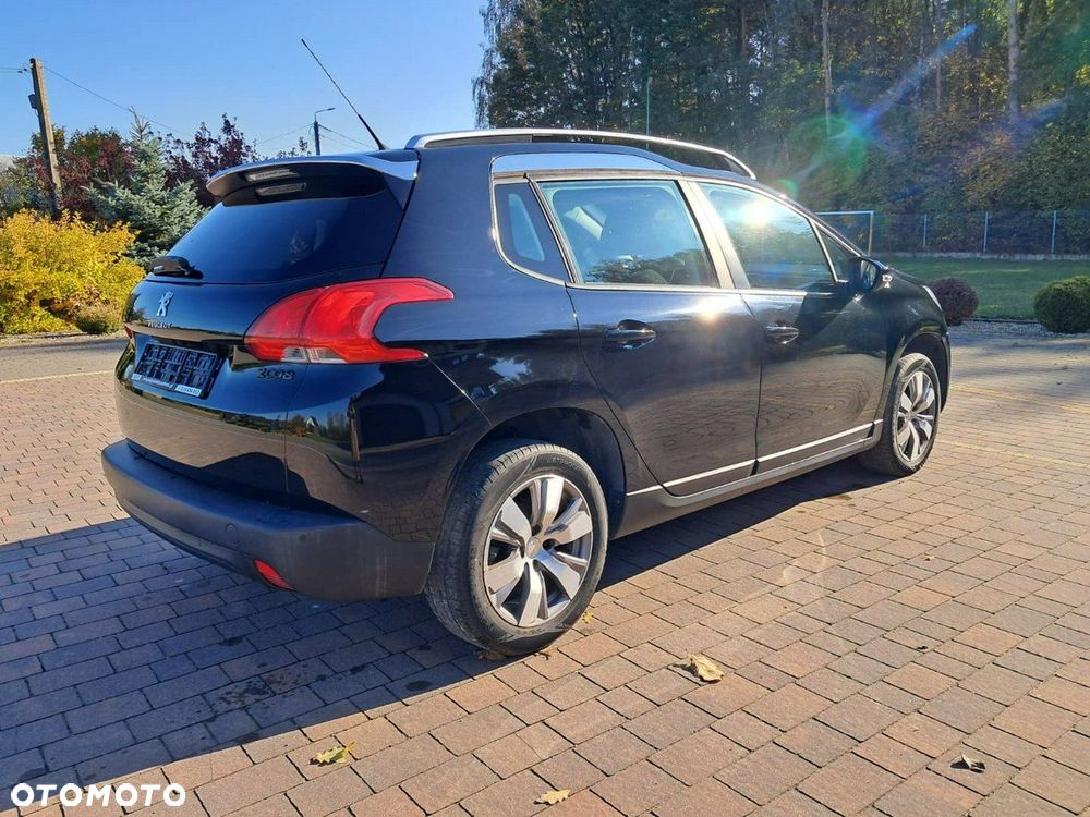 Peugeot 2008 - 10