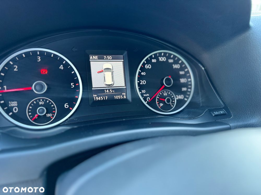 Volkswagen Tiguan - 24