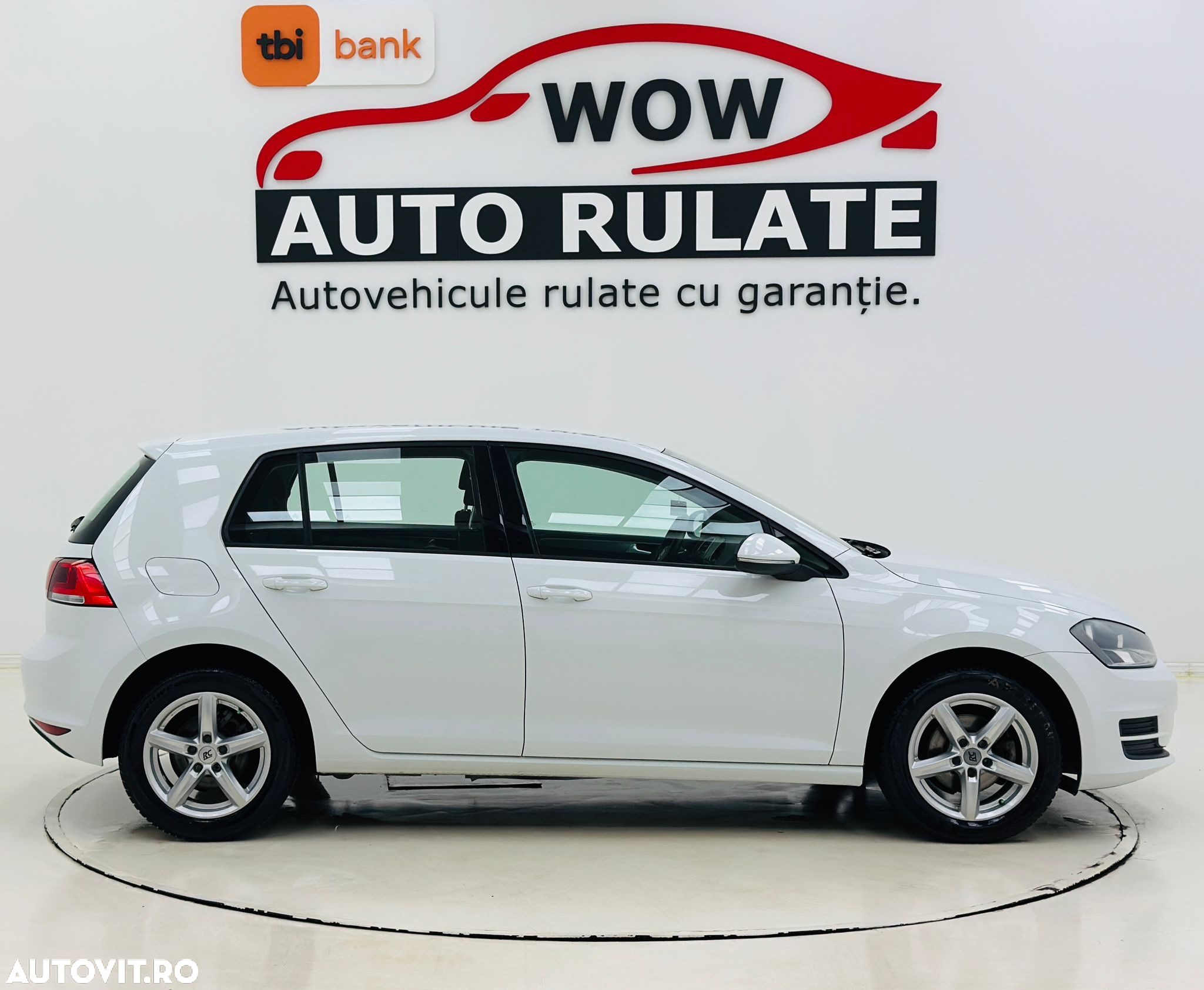 Volkswagen Golf - 12