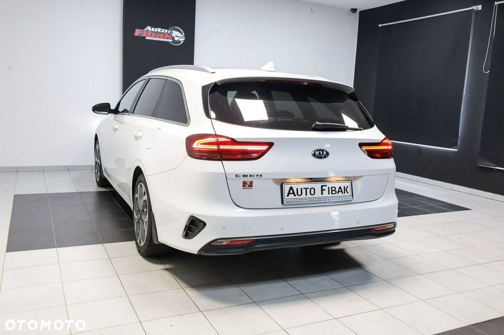 Kia Ceed 1.4 T-GDI L Business Line - 9