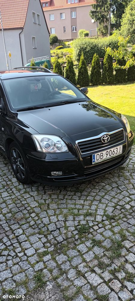 Toyota Avensis 2.0 VVT-i Executive - 2
