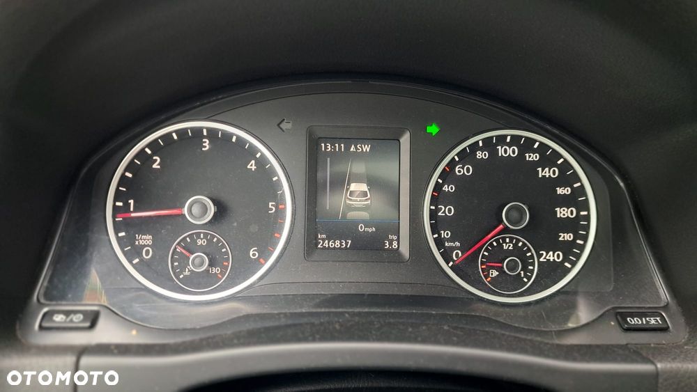 Volkswagen Tiguan - 9