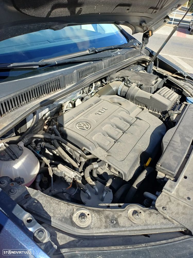 VW Sharan - 14