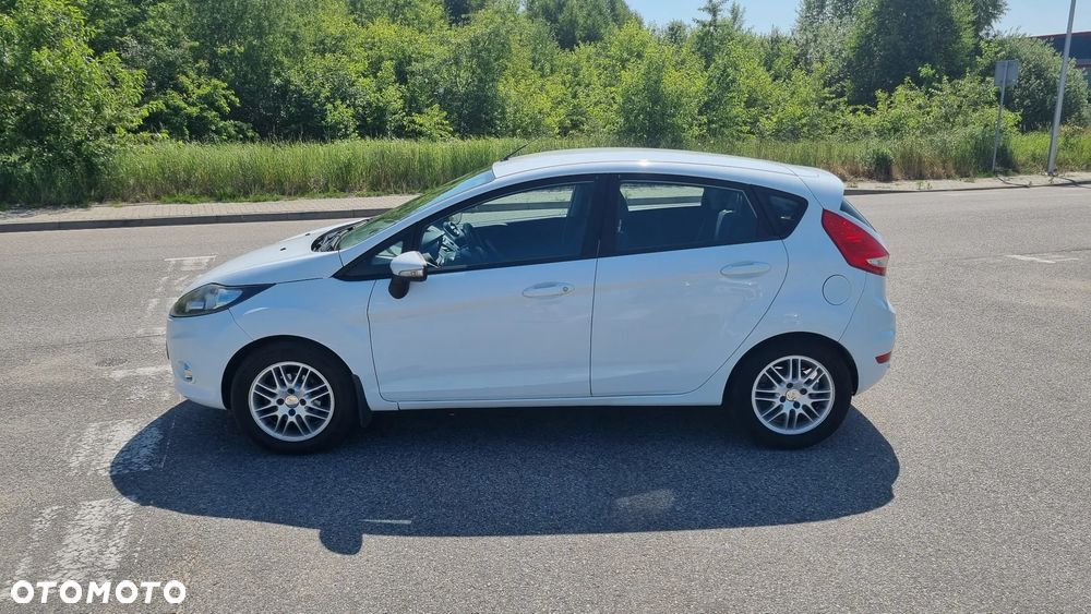 Ford Fiesta - 2