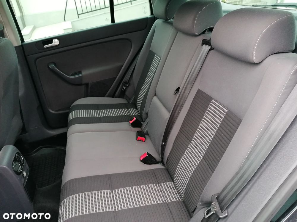 Volkswagen Golf Plus 1.9 TDI DPF Comfortline - 8