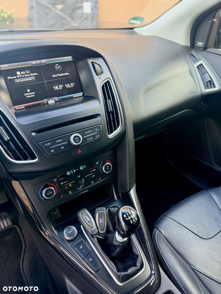 Ford Focus 2.0 TDCi Titanium ASS - 24