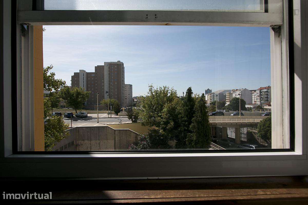 Apartamento com 2 quartos - localizado em Ramalde Porto - Grande imagem: 5/34
