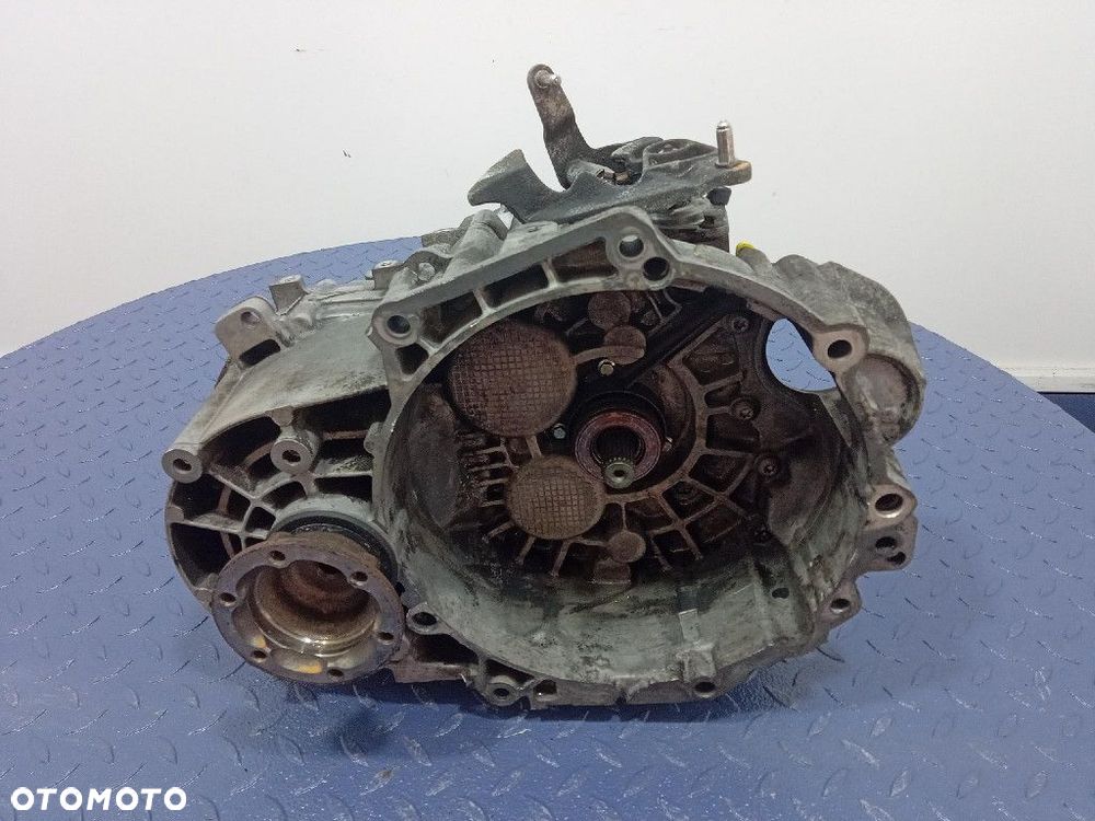 AUDI A3 8P 04-08 2.0 TDI 140KM SKRZYNIA BIEGÓW MANUALNA HDV - 1
