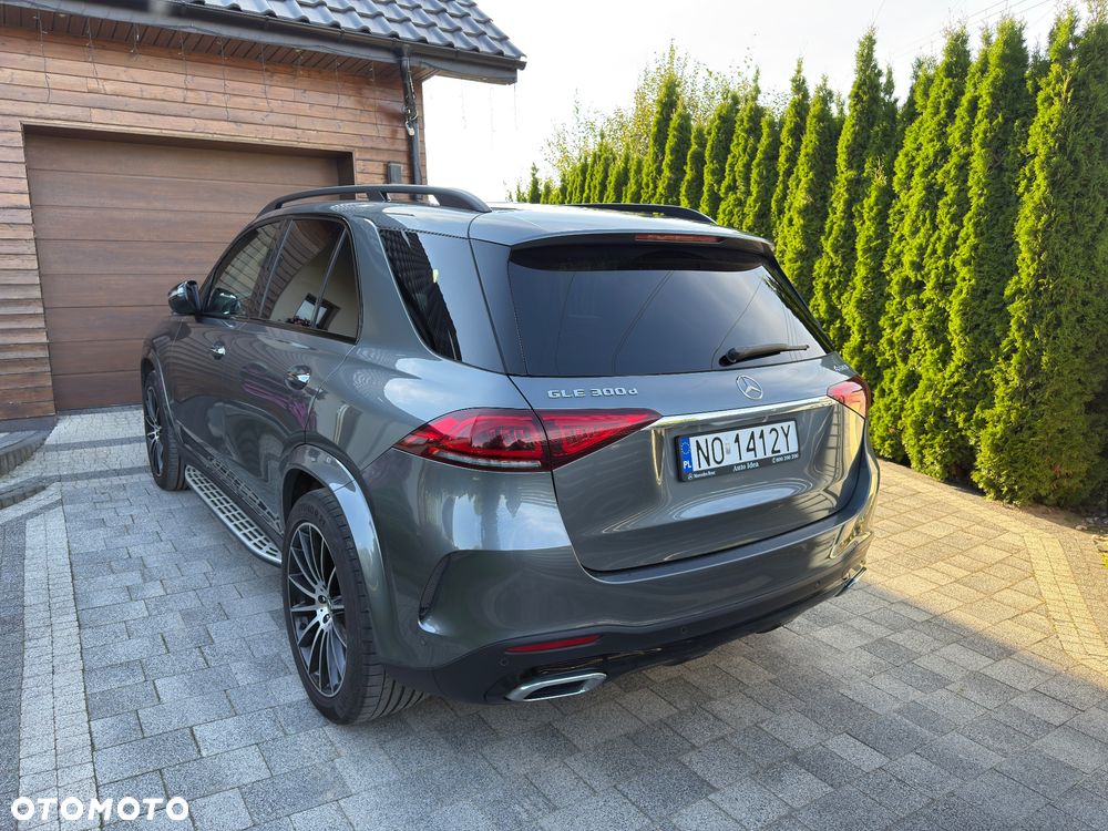 Mercedes-Benz GLE 300 d 4-Matic - 4
