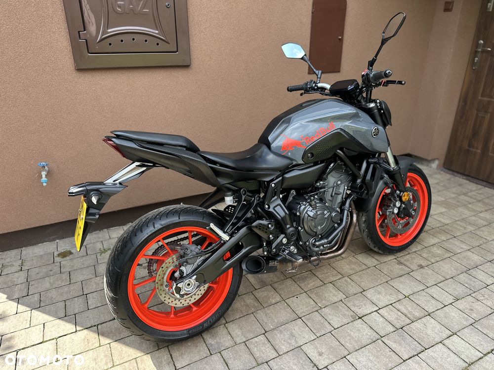Yamaha MT - 6