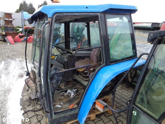 Kabina stelaż rama dach New Holland 8560 - 7