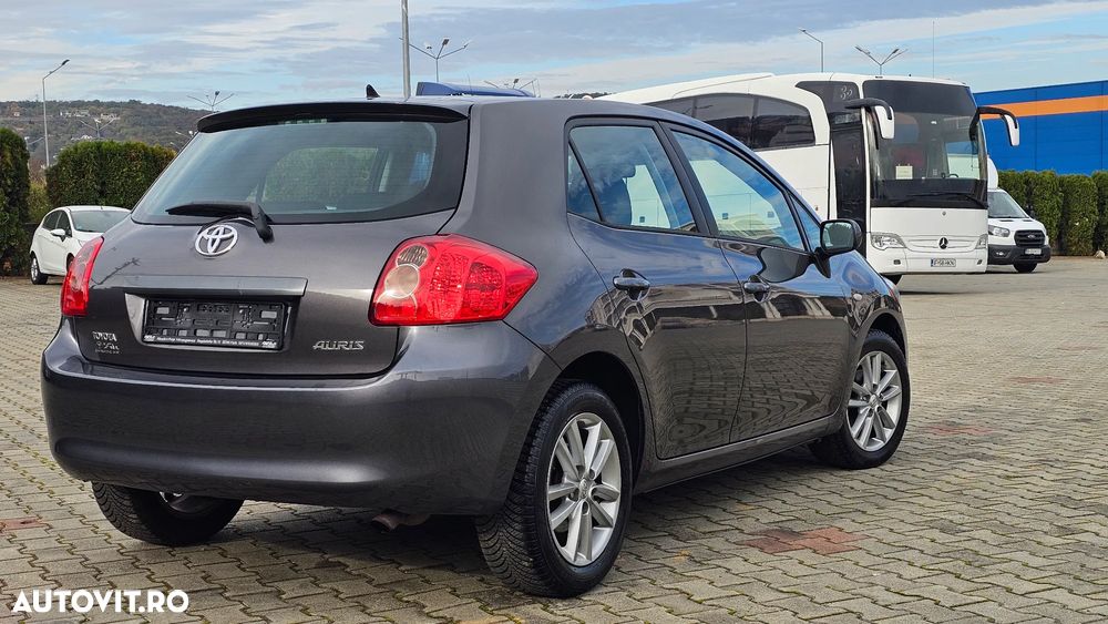 Toyota Auris 1.6 L Valvematic CVT Luna - 2