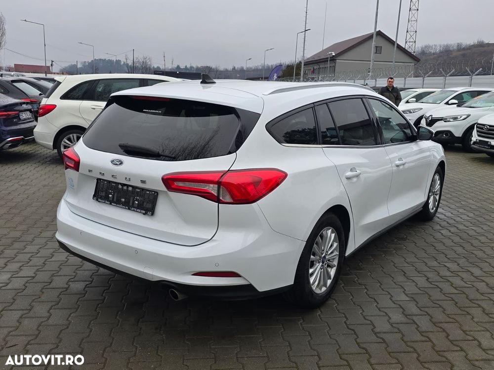 Ford Focus 1.5 EcoBlue Connected - 5