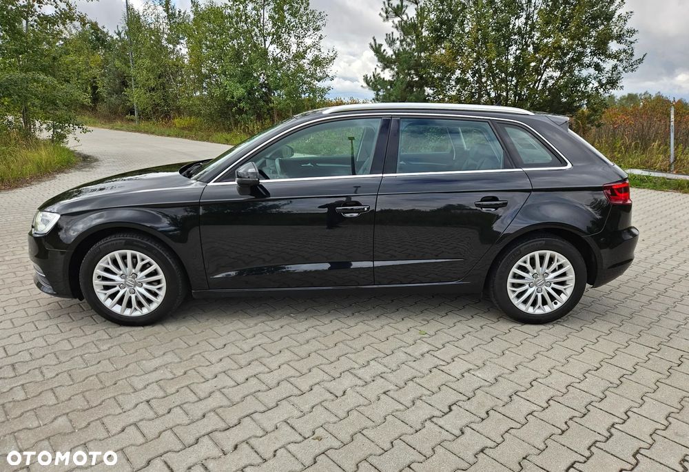 Audi A3 Sportback 2.0 TDI quattro Attraction - 13