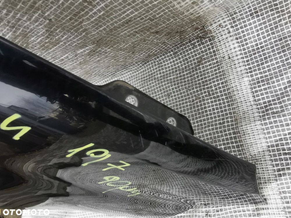 MERCEDES ML W164 05-11 BŁOTNIK PRZEDNI LEWY PRZÓD KOD LAKIERU 197 - 14