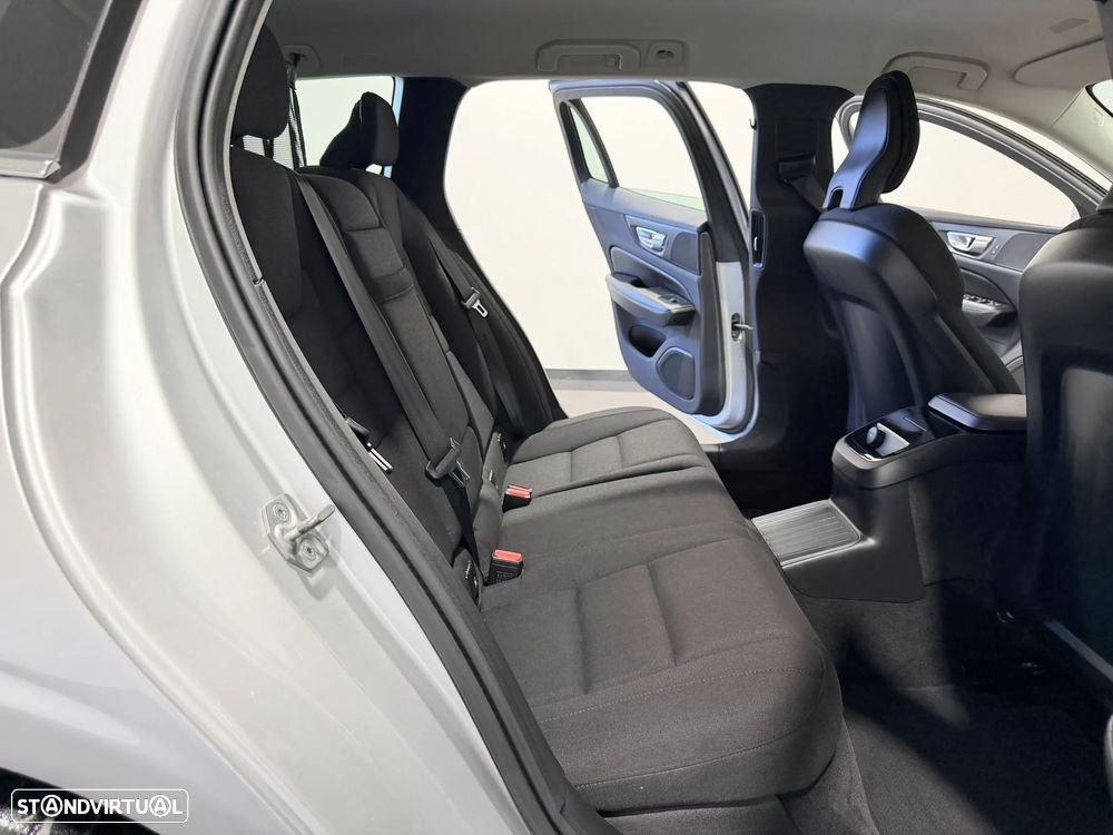 Volvo V60 2.0 T6 AWD TE Inscription - 45