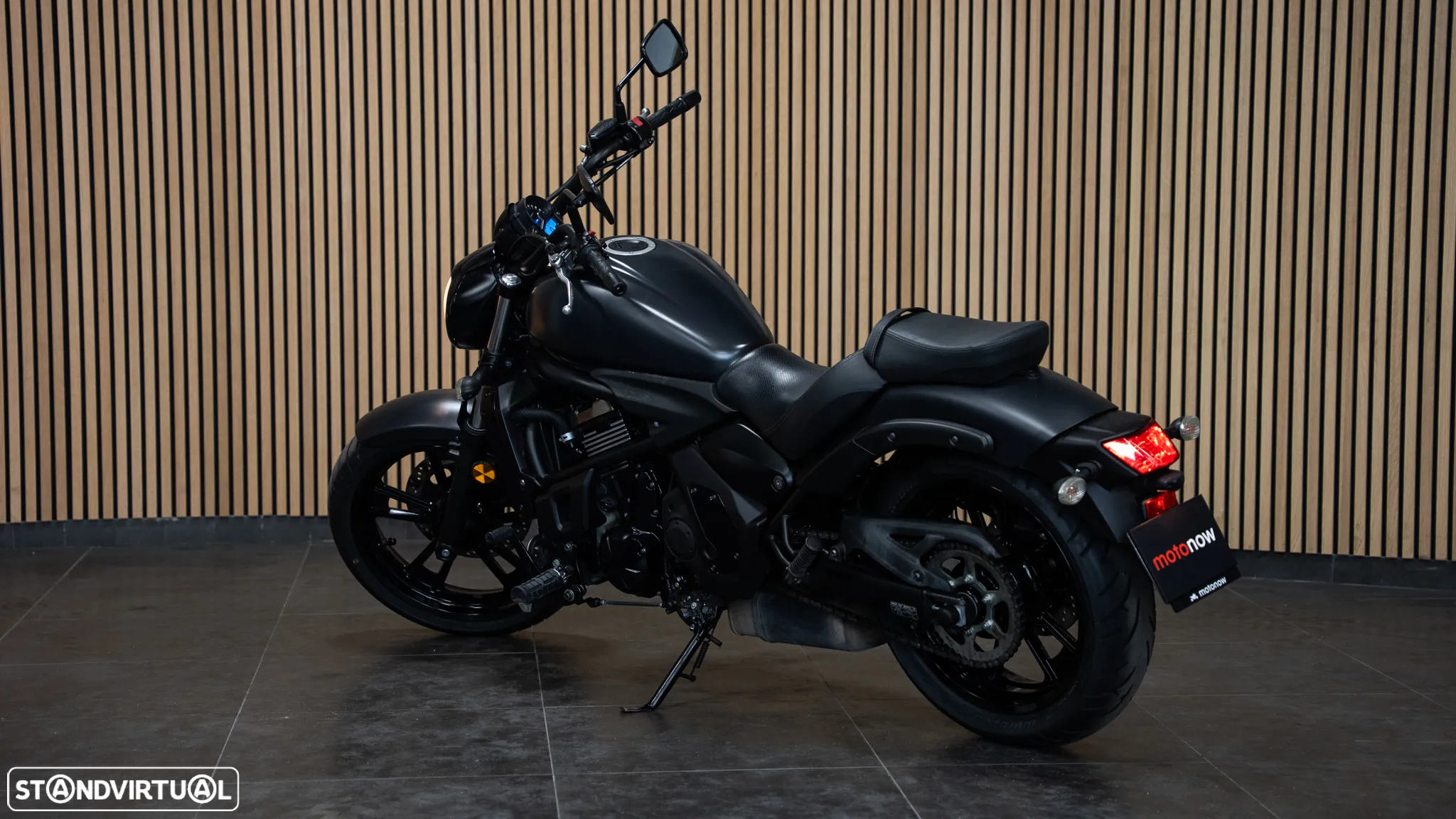 Kawasaki Vulcan 650 S - 6