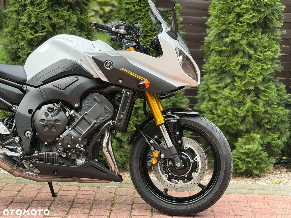 Yamaha FZ8 - 10