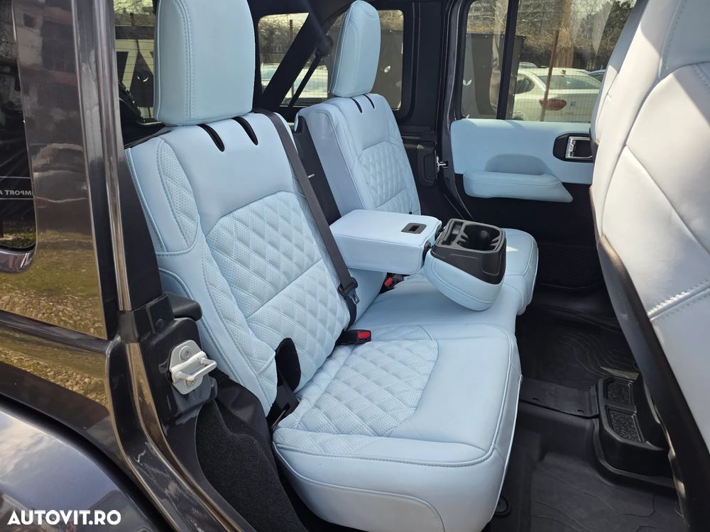 Jeep Wrangler 2.0 AT8 4WD Rubicon - 14