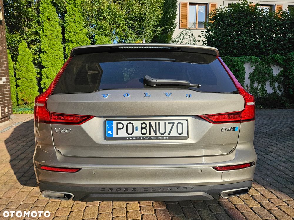 Volvo V60 Cross Country D4 AWD - 26