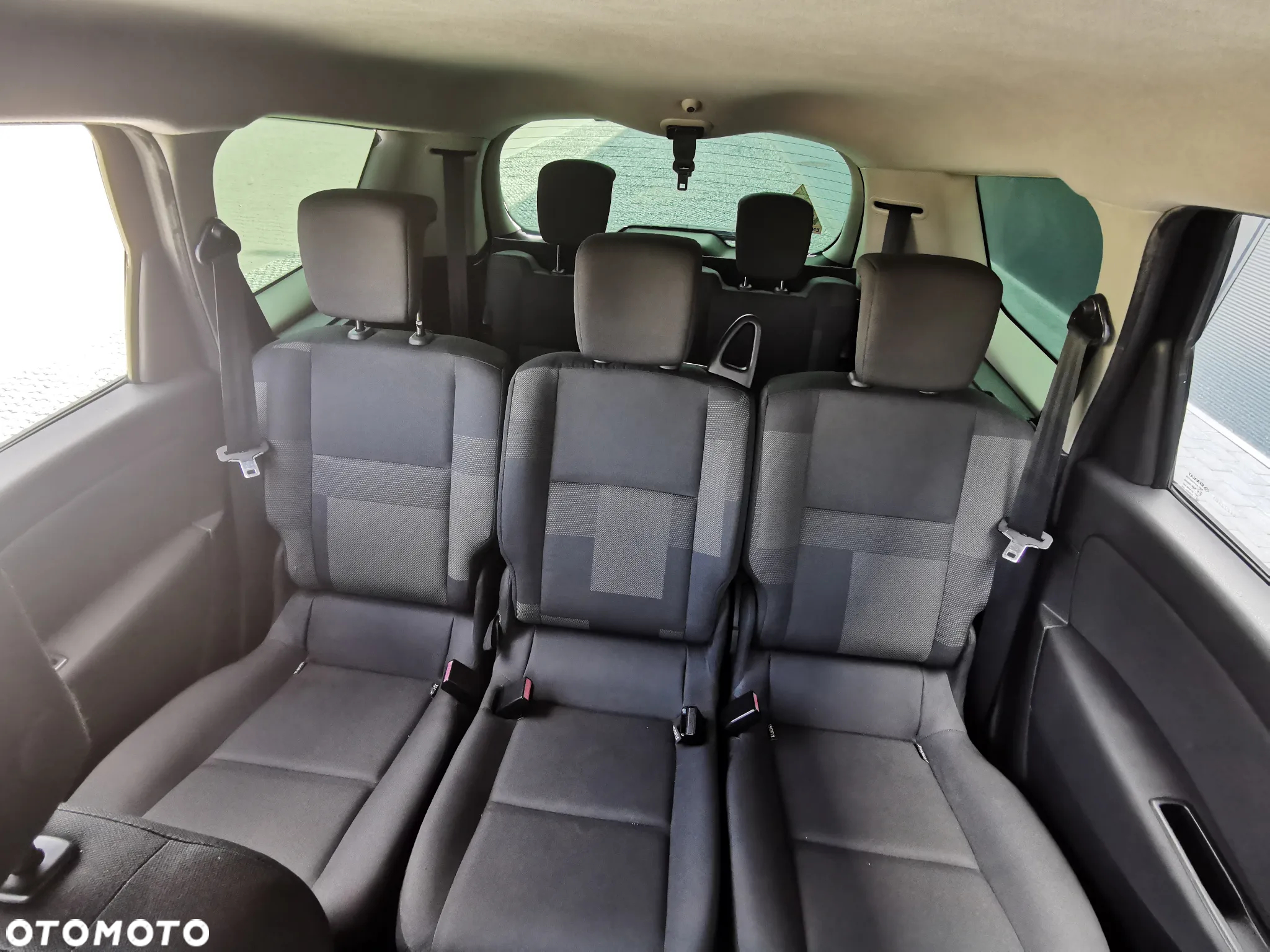 Renault Grand Scenic - 26