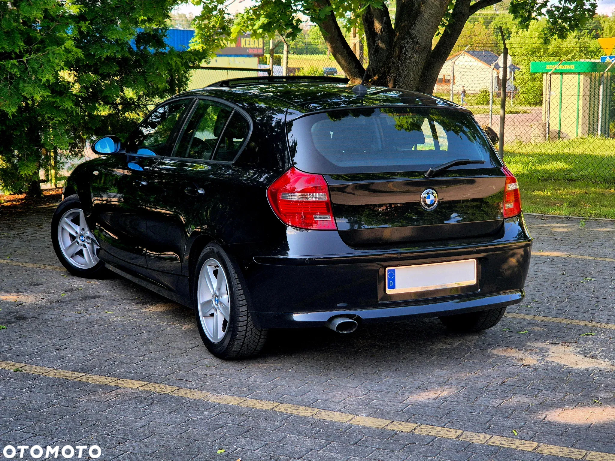 BMW Seria 1 120d DPF Edition Sport - 12
