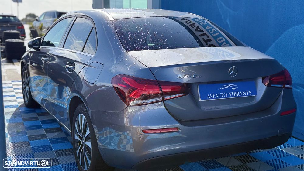 Mercedes-Benz A 250 Limousine e 8G-DCT Style - 5