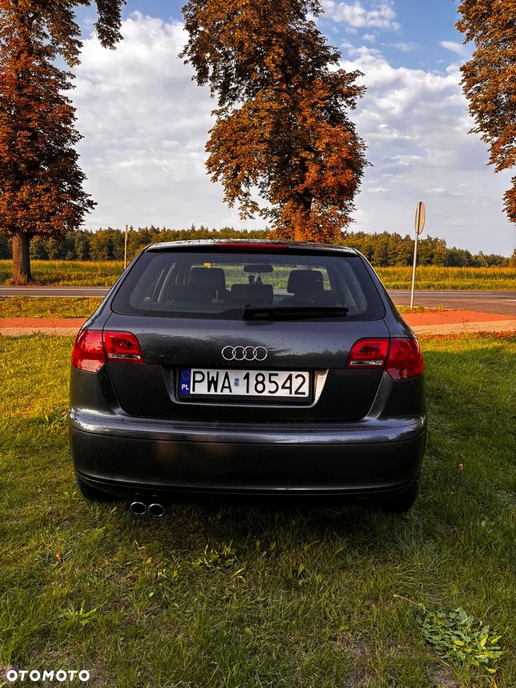 Audi A3 3-drzwiowe 2.0 FSI Attraction - 6