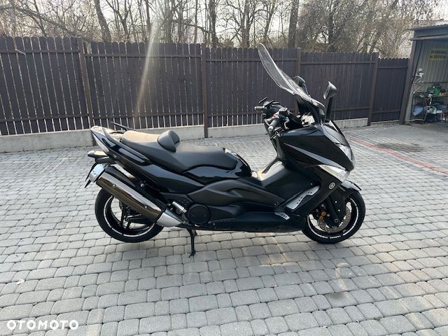 Yamaha Tmax - 32