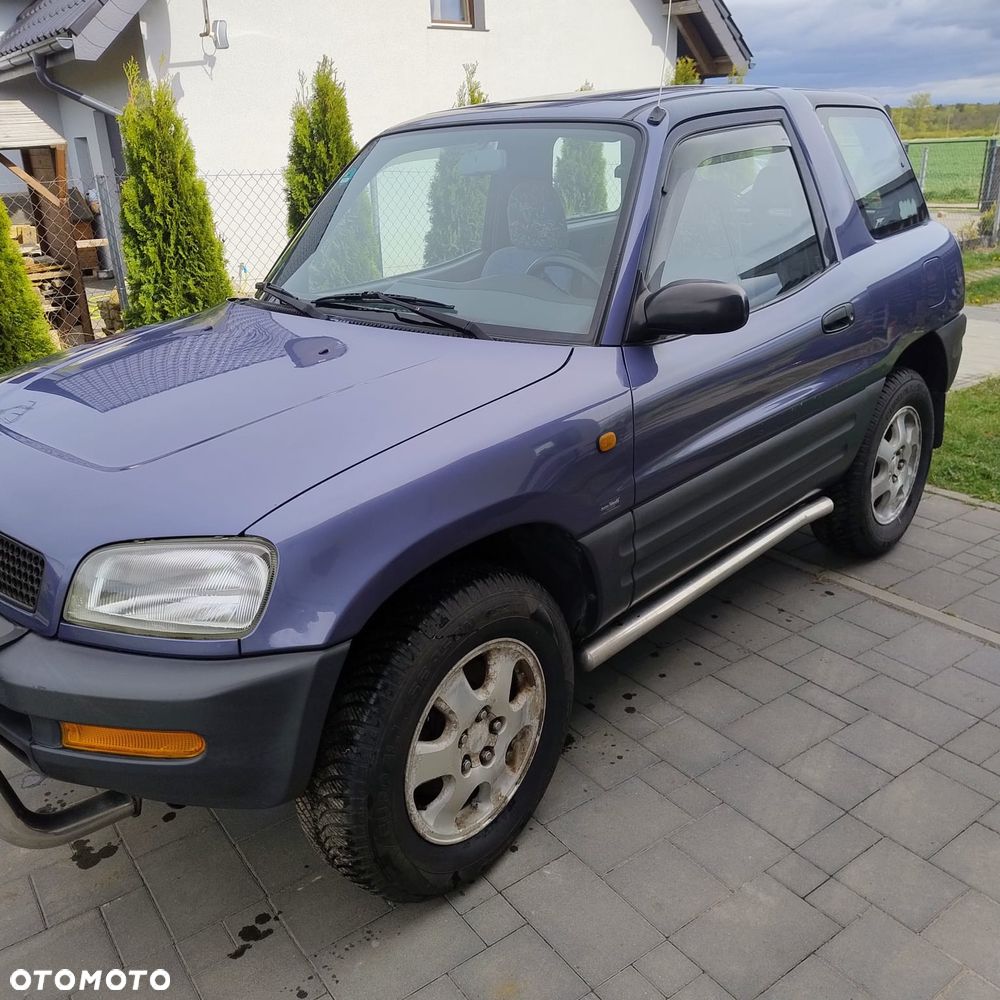 Toyota RAV4 2.0 - 1