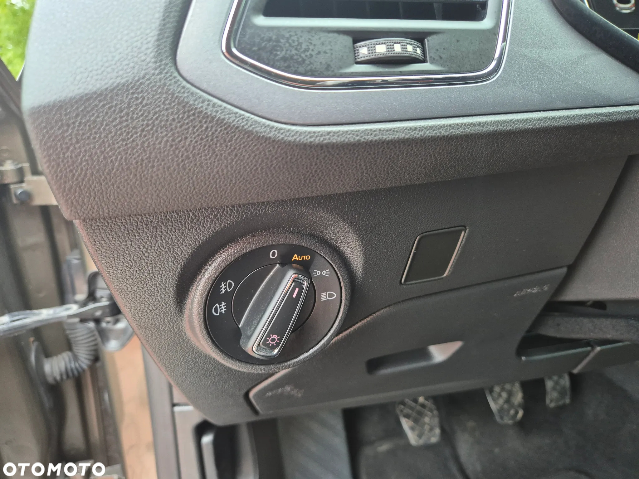 Seat Leon Sportstourer 2.0 TDI FR Plus - 23