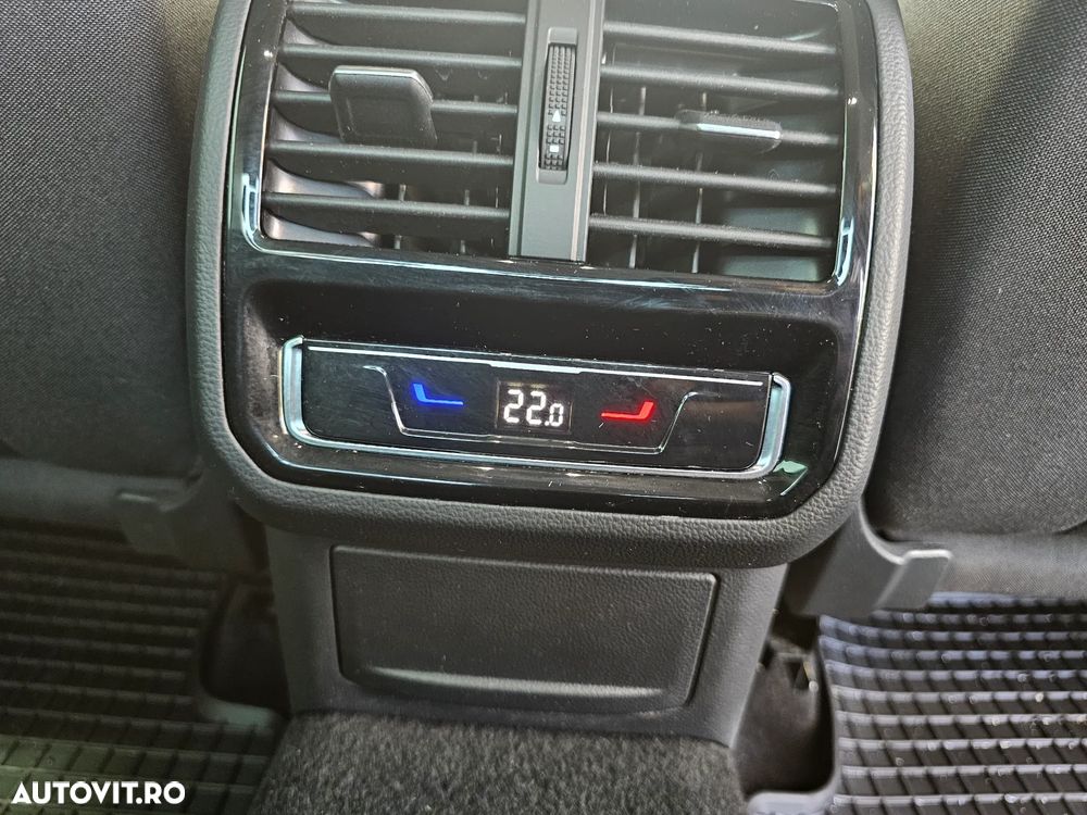 Volkswagen Passat 1.5 TSI ACT DSG Comfortline - 29