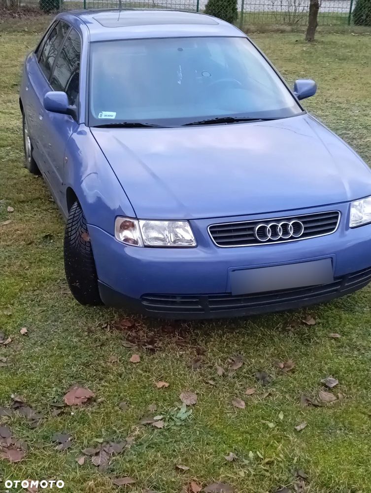 Audi A3 Sportback - 1