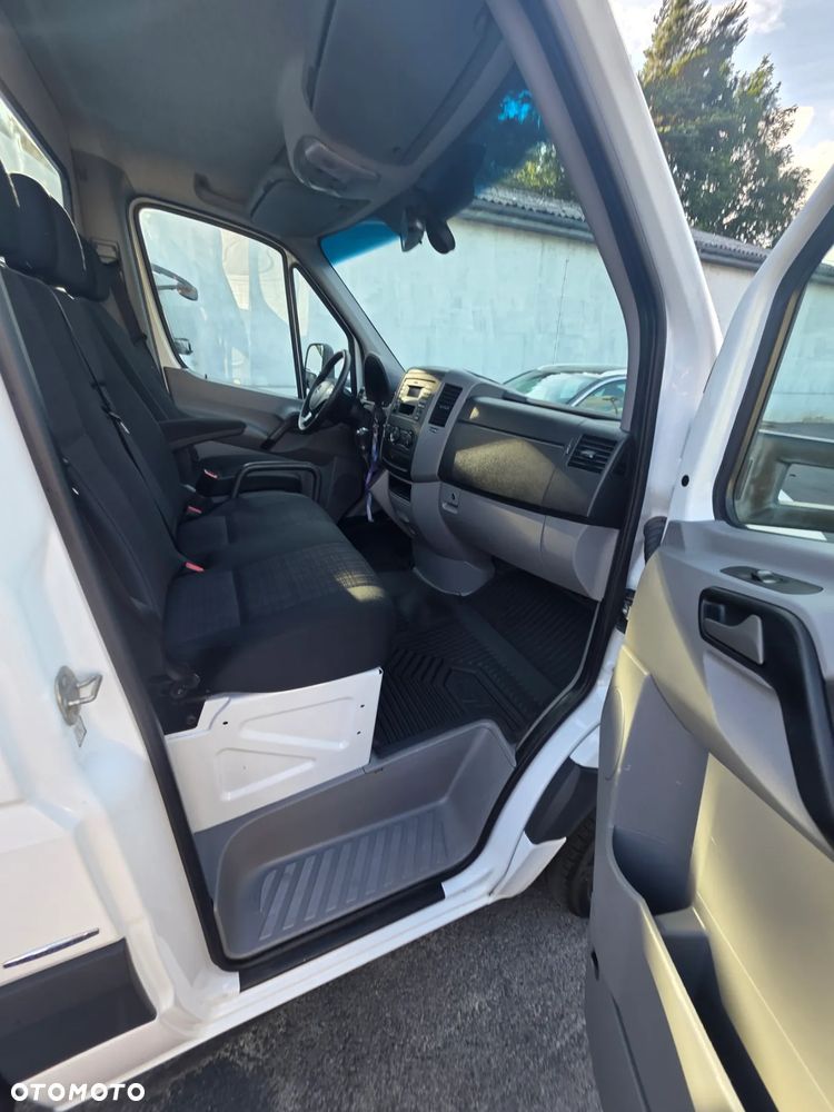 Mercedes-Benz Sprinter - 16