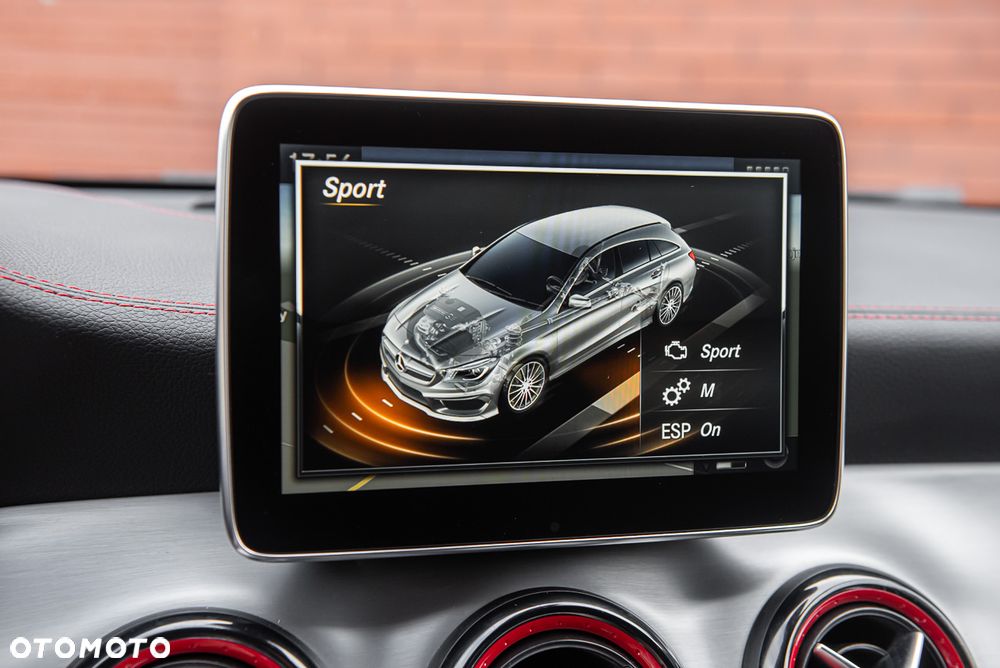 Mercedes-Benz CLA AMG 45 4Matic AMG Sp.sh 7G-DCT - 21