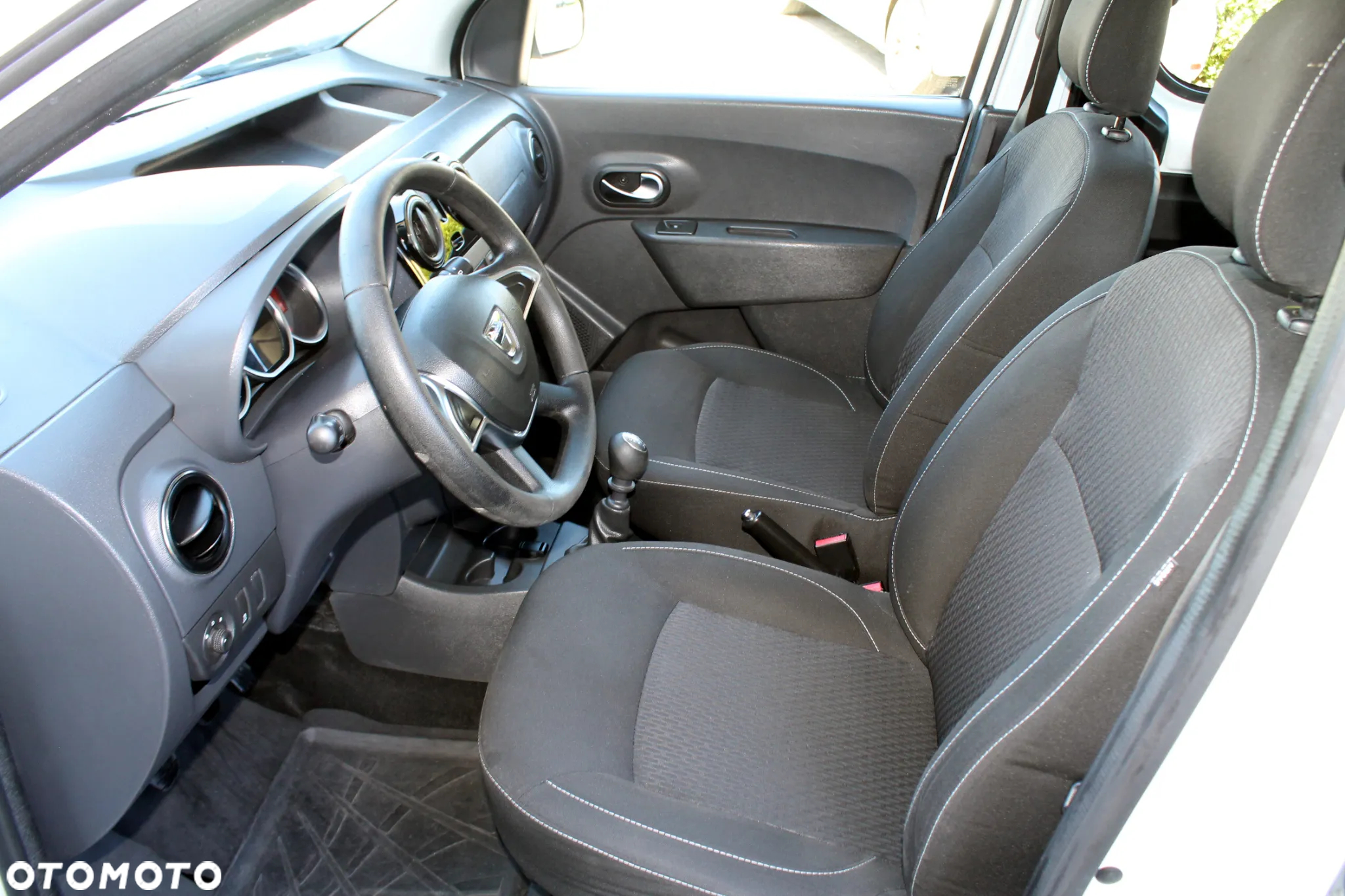 Dacia Dokker TCe 100 GPF Comfort - 10
