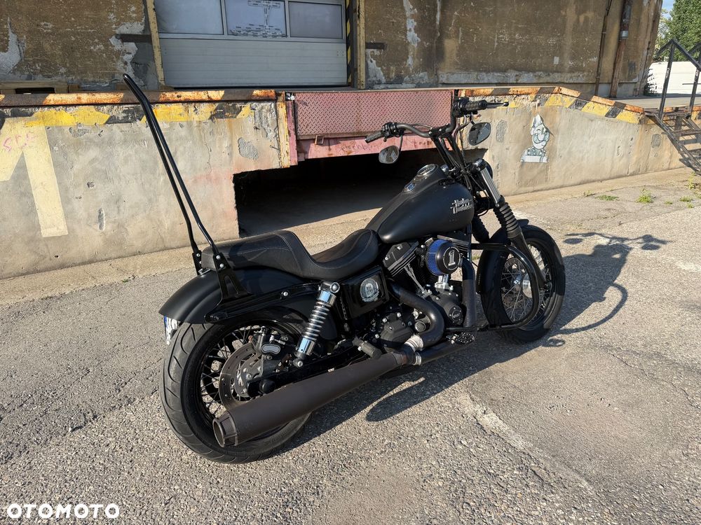 Harley-Davidson Dyna Street Bob - 2