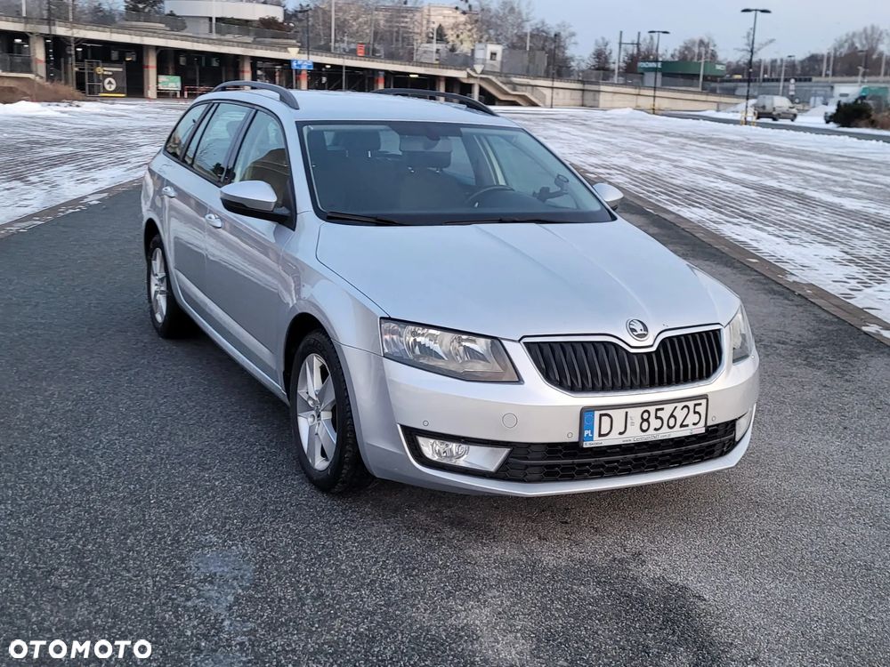 Skoda Octavia 1.6 TDI Ambition - 2