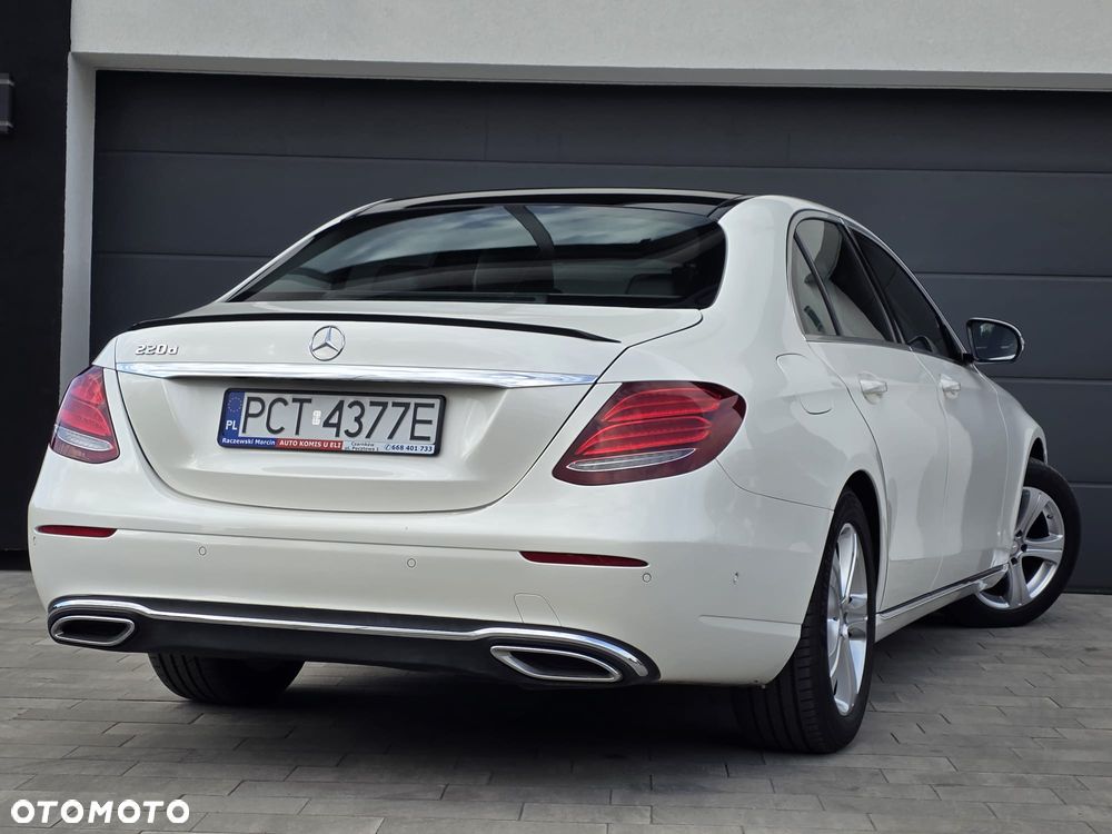 Mercedes-Benz Klasa E - 26