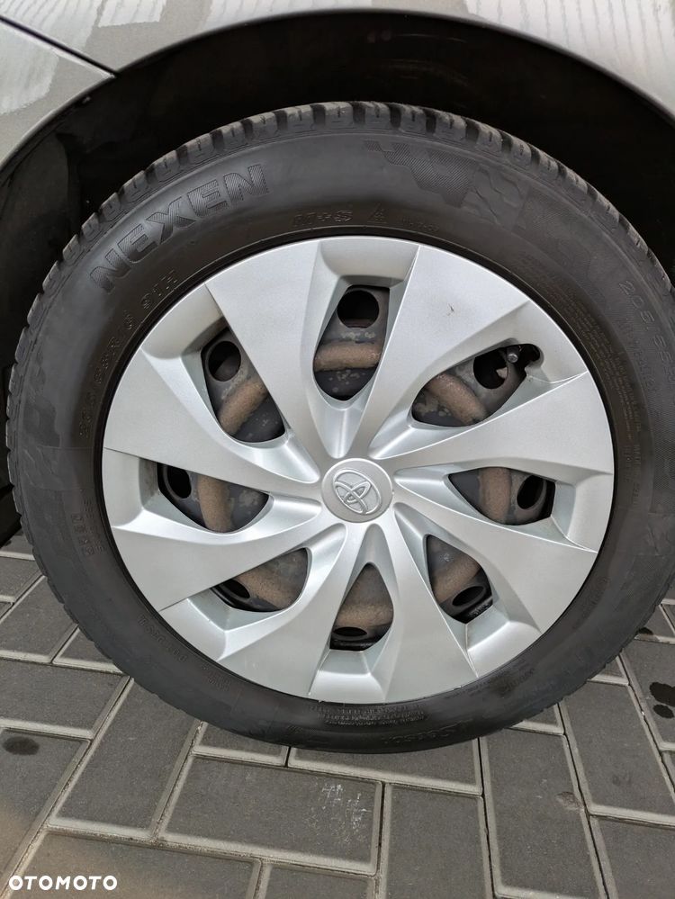 Toyota Auris 1.33 VVT-i Premium - 16