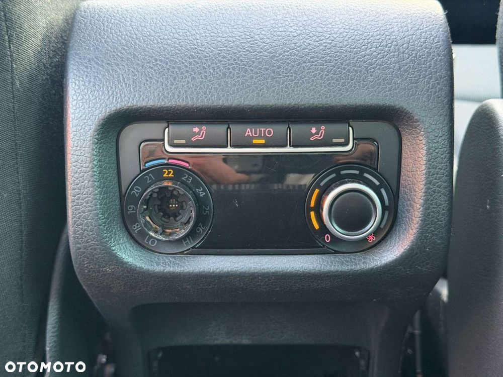 Volkswagen Sharan - 32