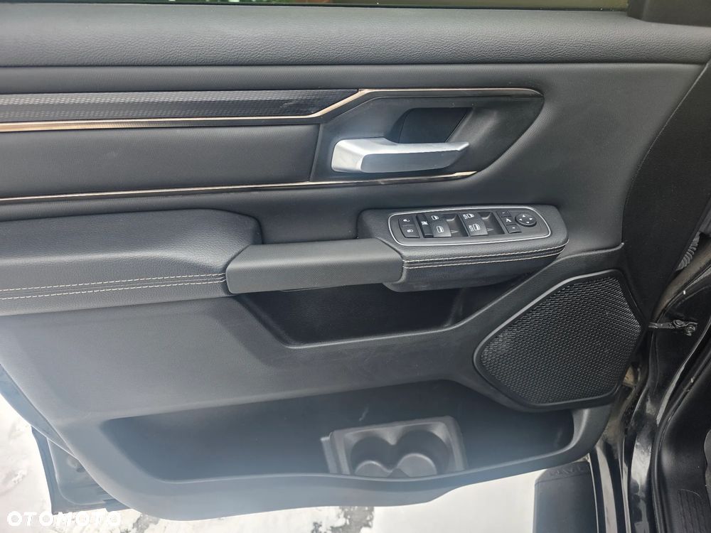 RAM 1500 - 11