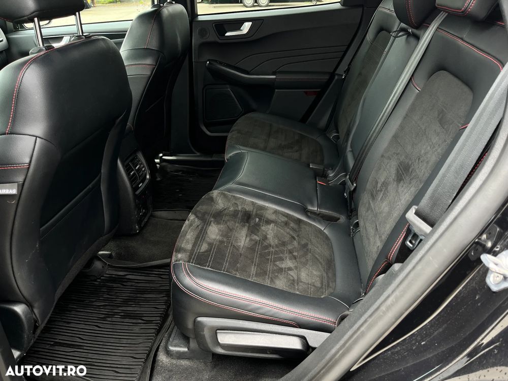 Ford Kuga 2.5 Duratec FHEV ST-LINE - 12