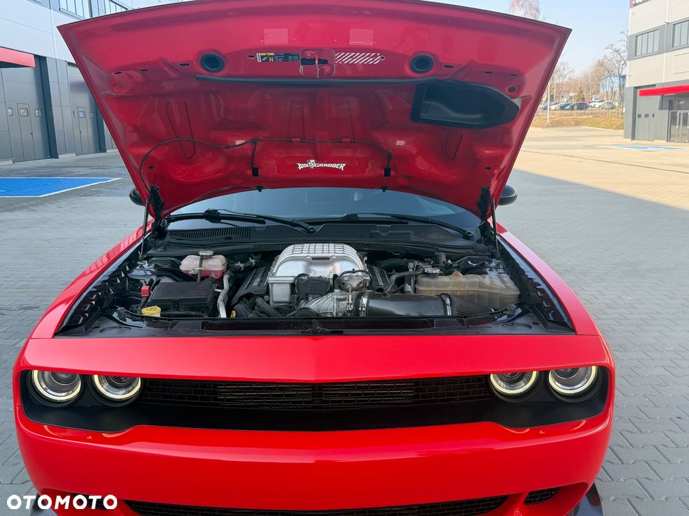 Dodge Challenger - 27