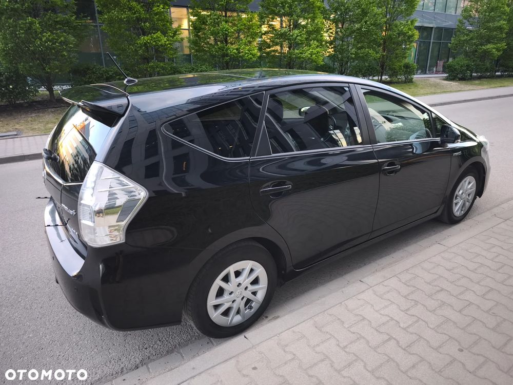 Toyota Prius+ 1.8 HSD Prestige - 4