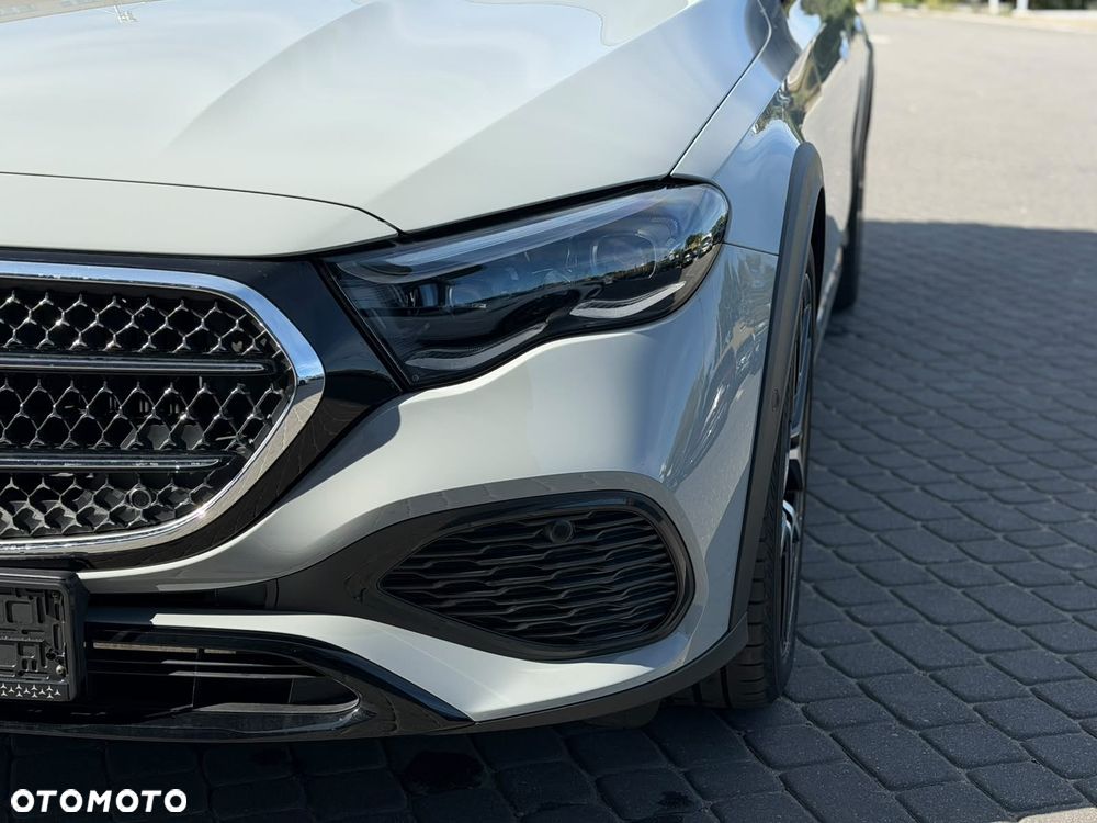 Mercedes-Benz Klasa E 300 de PHEV 4-Matic All-Terrain Avantgarde 9G-Tronic - 14