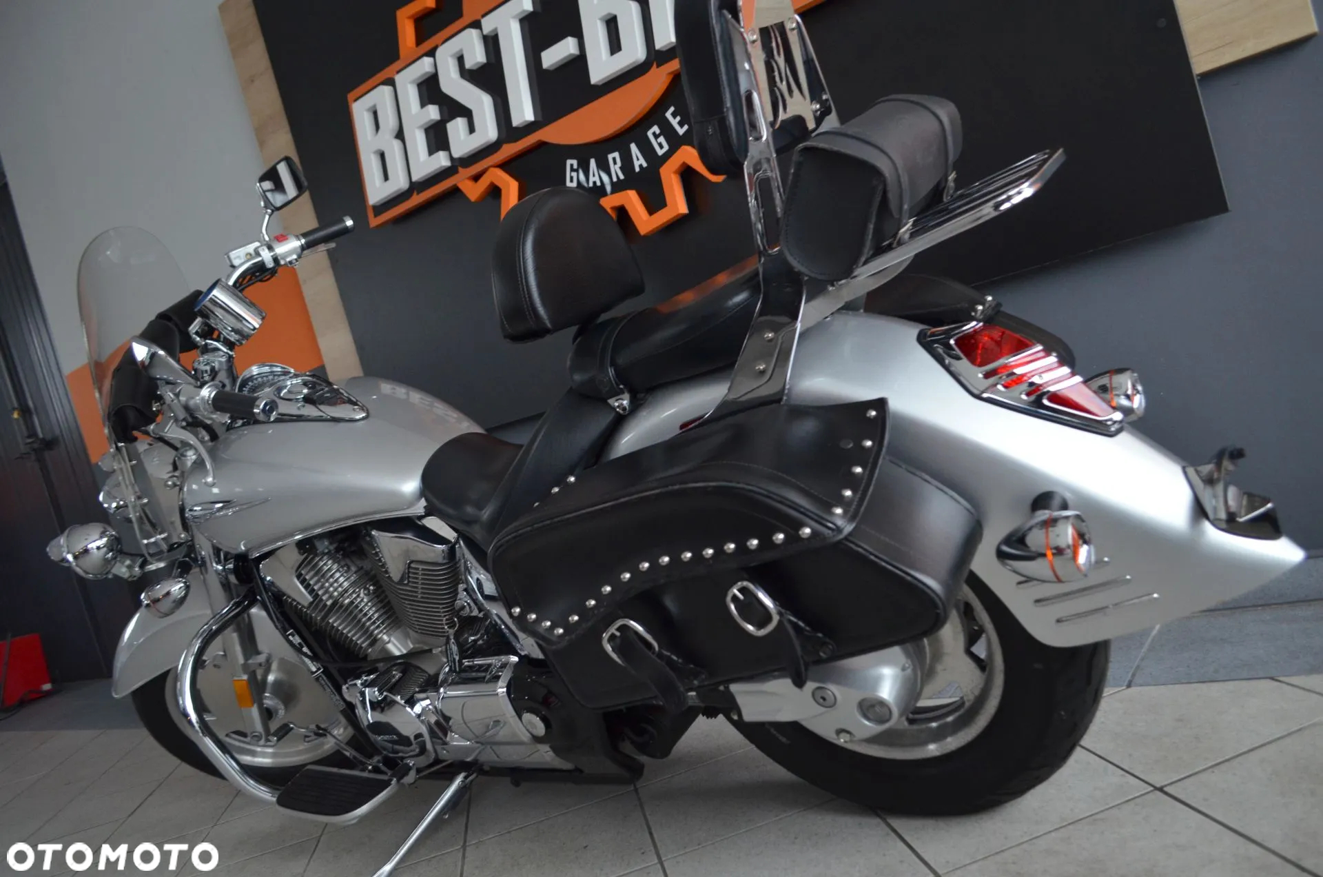 Honda VTX - 18