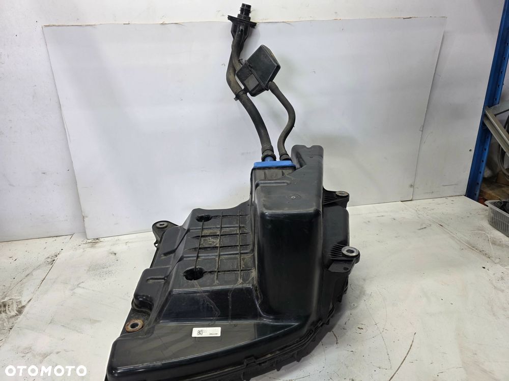 ZBIORNIK POMPA PŁYNU ADBLUE AUDI A4 B9 A5 8W 8W0131878AP 8W0131963B - 3